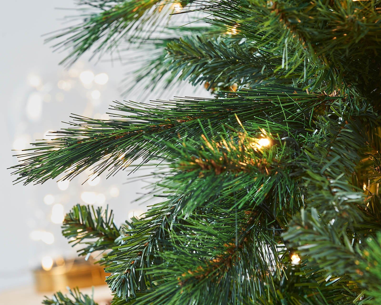 WeRChristmas Pre-Lit Victorian Pine Multi-Function Christmas Tree with 400 Warm White LED Lights, Green, 6 feet/1.8 m